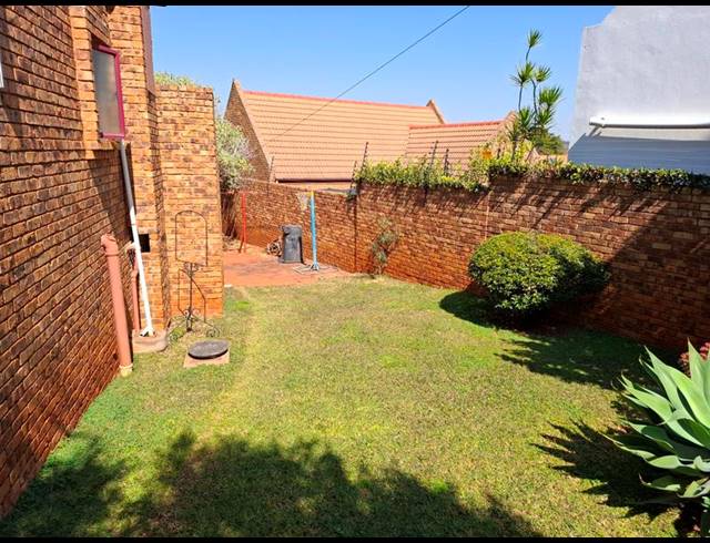 3 BEDROOM HOUSE FOR SALE IN FAERIE GLEN